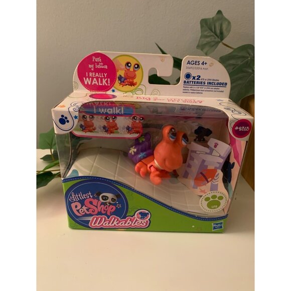 NEW in sealed package Littlest Pet Shop #2313 Walkables Hermit Crab - Picture 2 of 5